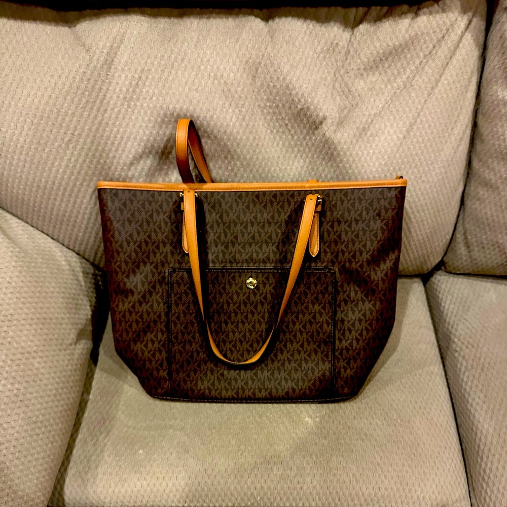 MK purse